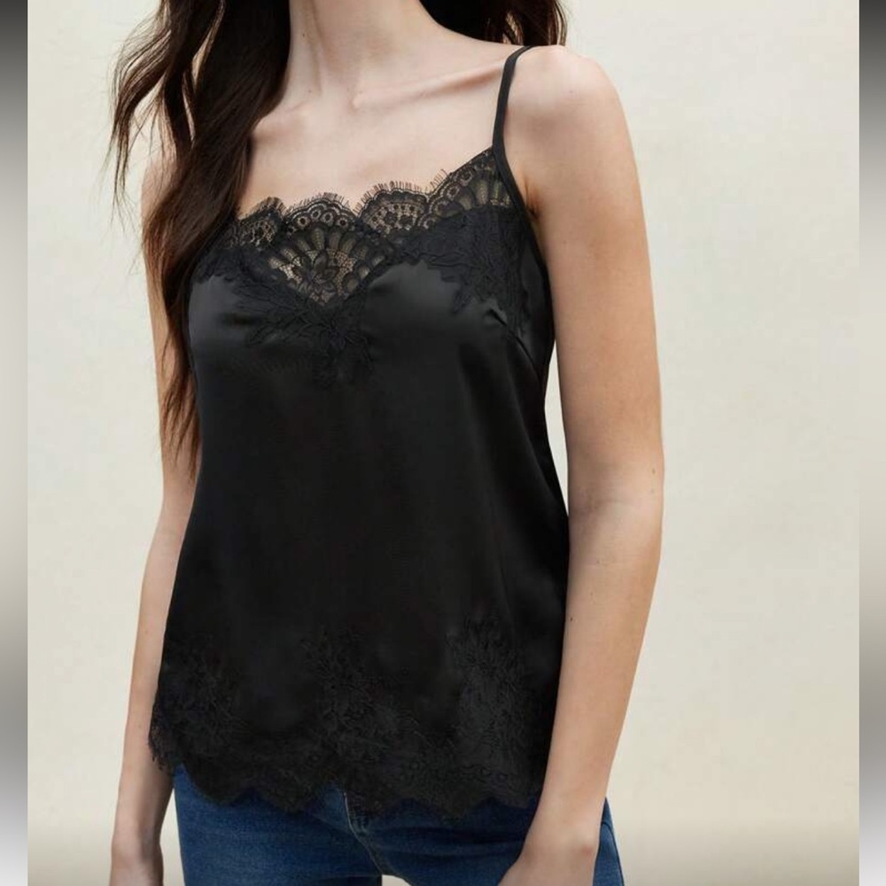 Lace trim black cami - Picture 3 of 6